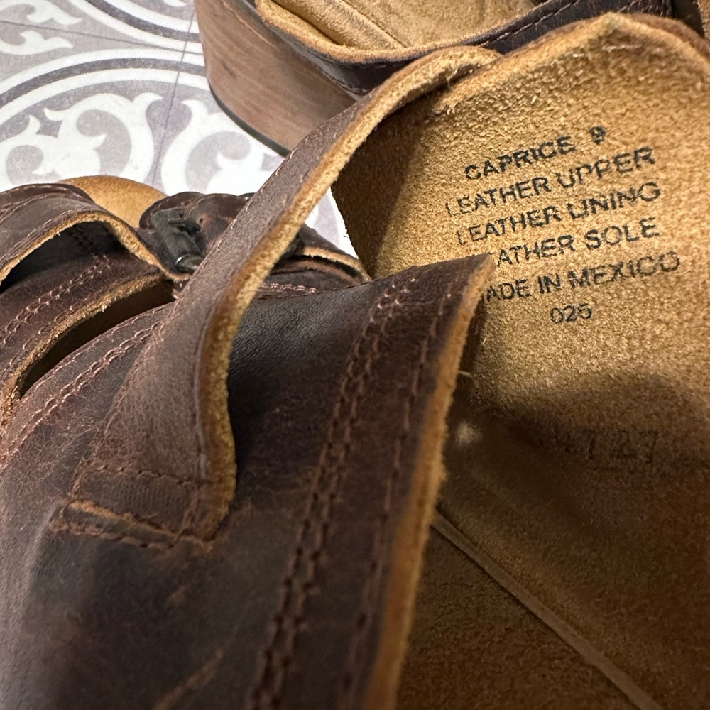 Freebird by Steven Caprice leather sandals size 9 GUC - Picture 6 of 12